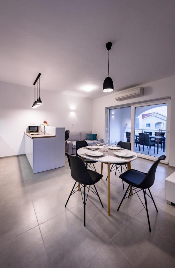 Apartmani Villa Zora Лопар Екстер'єр фото