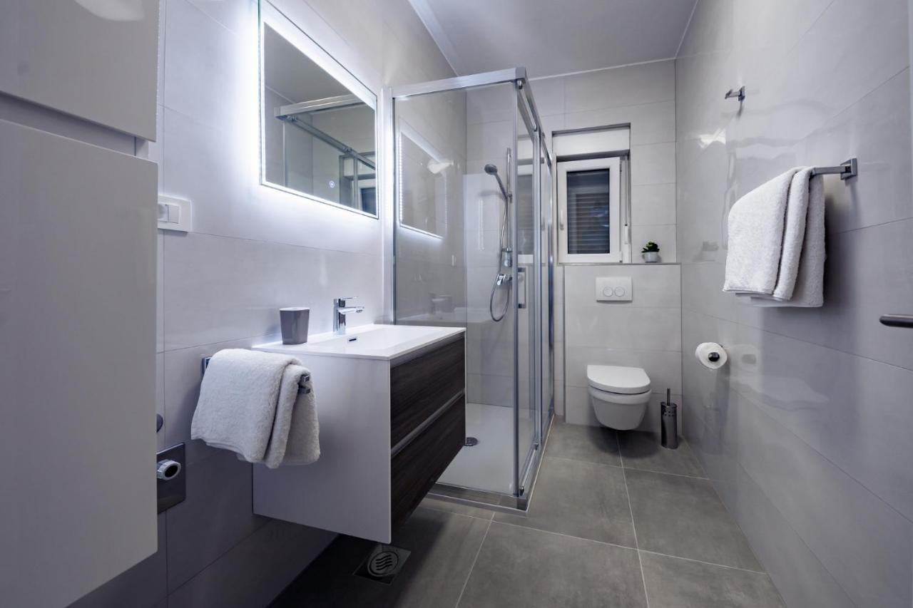 Apartmani Villa Zora Лопар Екстер'єр фото