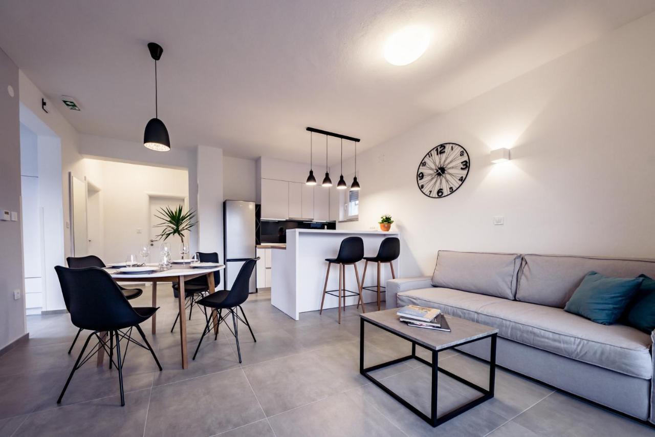 Apartmani Villa Zora Лопар Екстер'єр фото